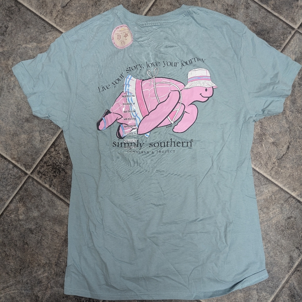 Simply Southern Women's Medium Short Sleeve Blue Turtle Shirt